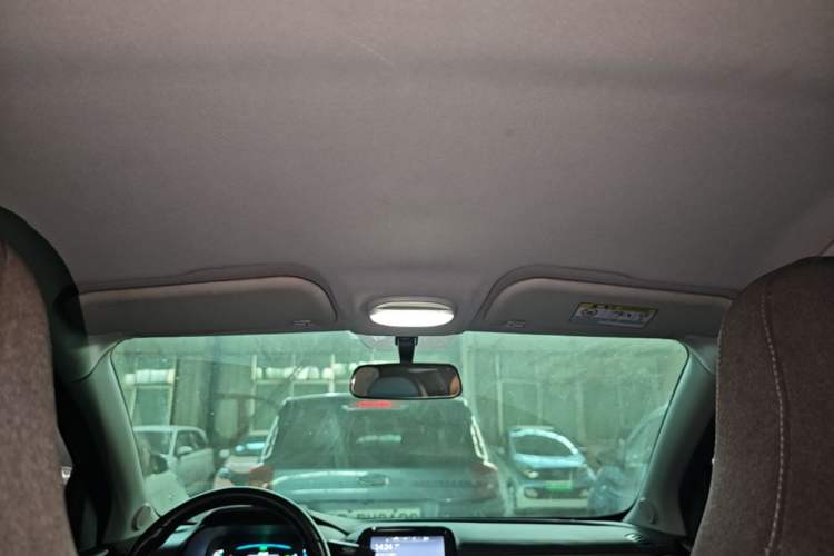 Used Chery QQ Little Ant 2022 Sweet Pink Edition Half-Sugar Version 3-Cell Lithium 30kW 301km Headliner