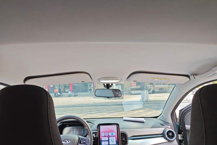 Used Chery QQ Little Ant 2022 Sweet Pink Edition Half-Sugar Version Lithium Iron Phosphate 29.2 kWh 30 kW 301 km Headliner
