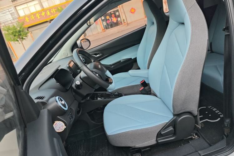 Used Chery QQ Little Ant 2022 Restyled Version Sweet Pink Edition Half-Sugar Version 30.6 kWh 30 kW 301 km Left Front Seat