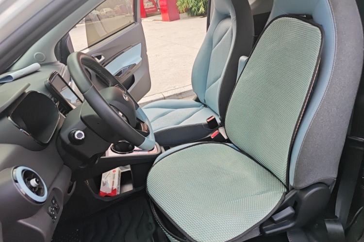 Used Chery QQ Little Ant 2022 Sweet Pink Edition Half-Sugar Version Lithium Iron Phosphate 29.2 kWh 30 kW 301 km Left Front Seat