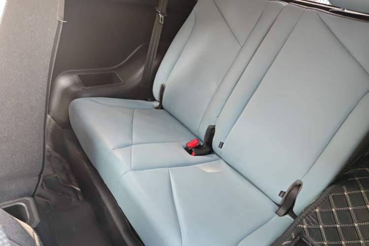 Used Chery QQ Little Ant 2022 Sweet Pink Edition Half-Sugar Version Lithium Iron Phosphate 29.2 kWh 30 kW 301 km Left Rear Seat
