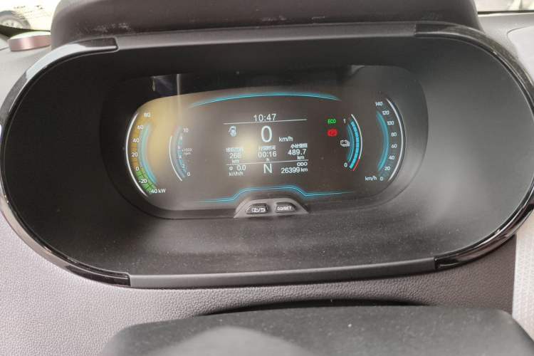 Used Chery QQ Little Ant 2022 Sweet Pink Edition Half-Sugar Version Lithium Iron Phosphate 30 kW 301 km Odometer Close Up