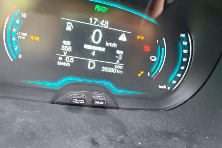Used Chery QQ Little Ant 2022 Sweet Pink Edition Half-Sugar Version Lithium Iron Phosphate 30 kW 301 km Odometer Close Up