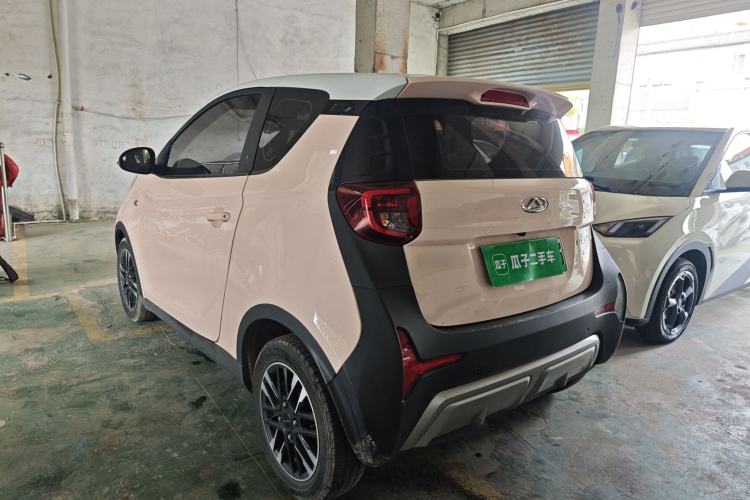 Used Chery QQ Little Ant 2022 Revised Version Sweet Pink Edition Half-Sugar Version Lithium Iron Phosphate 30.7 kWh 30 kW 301 km Rear Left 45 Deg