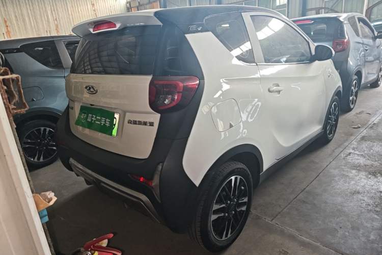 Used Chery QQ Little Ant 2022 Sweet Pink Edition Half-Sugar Version 3-Cell Lithium 30kW 301km Rear Right 45 Deg