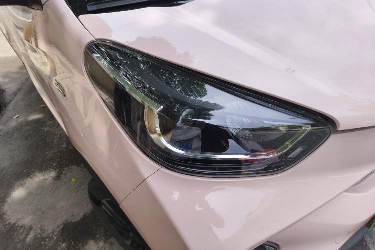 Used Chery QQ Little Ant 2022 Sweet Pink Edition Half-Sugar Version Lithium Iron Phosphate 30 kW 301 km Right Front Headlight