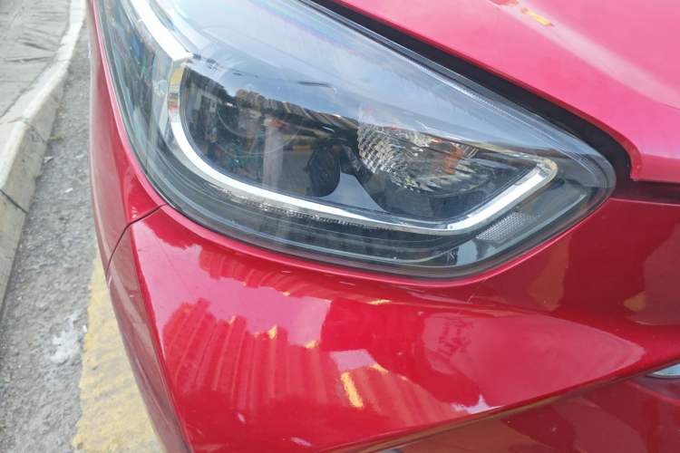 Used Chery QQ Little Ant 2022 Sweet Pink Edition Half-Sugar Version Lithium Iron Phosphate 30 kW 301 km Right Front Headlight