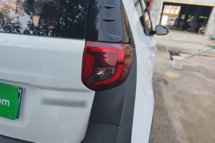 Used Chery QQ Little Ant 2022 Sweet Pink Edition Half-Sugar Version Lithium Iron Phosphate 30 kW 301 km Right Rear Taillight