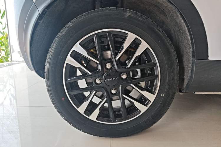 Used Chery QQ Little Ant 2022 Sweet Pink Edition Half-Sugar Version Lithium Iron Phosphate 30 kW 301 km Right Rear Wheel Hub