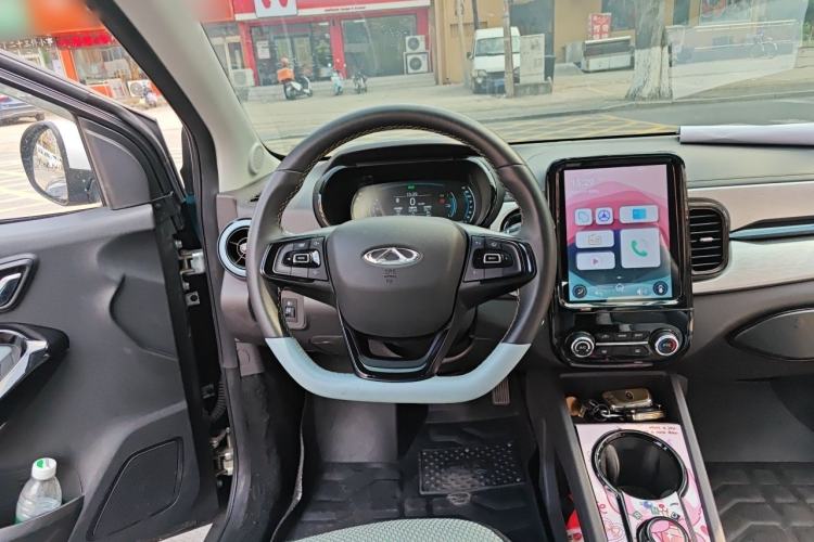 Used Chery QQ Little Ant 2022 Sweet Pink Edition Half-Sugar Version Lithium Iron Phosphate 29.2 kWh 30 kW 301 km Steering Wheel