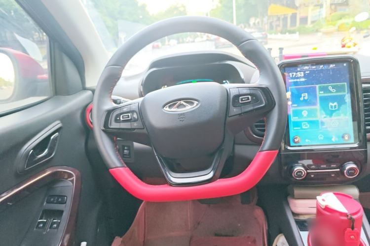 Used Chery QQ Little Ant 2022 Sweet Pink Edition Half-Sugar Version Lithium Iron Phosphate 30 kW 301 km Steering Wheel
