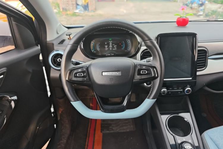Used Chery QQ Little Ant 2022 Sweet Pink Edition Half-Sugar Version Lithium Iron Phosphate 30 kW 301 km Steering Wheel