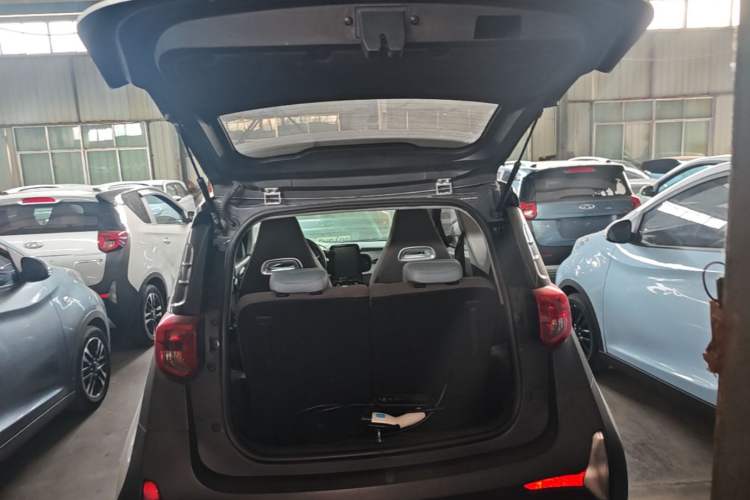 Used Chery QQ Little Ant 2022 Sweet Pink Edition Half-Sugar Version 3-Cell Lithium 30kW 301km Trunk