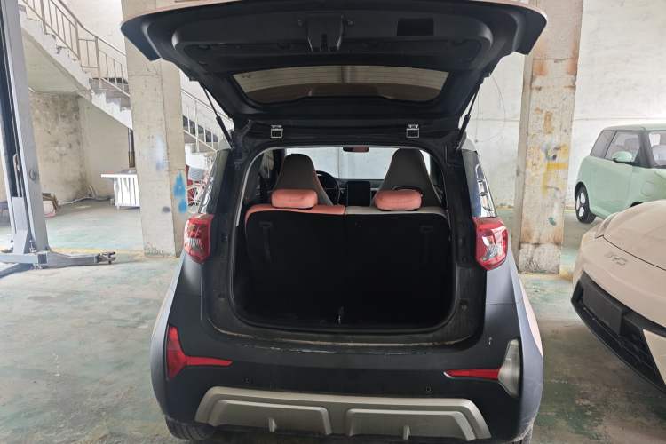 Used Chery QQ Little Ant 2022 Revised Version Sweet Pink Edition Half-Sugar Version Lithium Iron Phosphate 30.7 kWh 30 kW 301 km Trunk