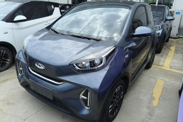 Ojetý Chery QQ Little Ant 2022 Sweet Pink Edition Half-Sugar Version Lithium Iron Phosphate 30 kW 301 km