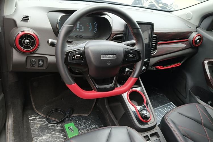 Used Chery QQ Little Ant 2022 Sweet Pink Edition Half-Sugar Version Lithium Iron Phosphate 30 kW 301 km Center Console