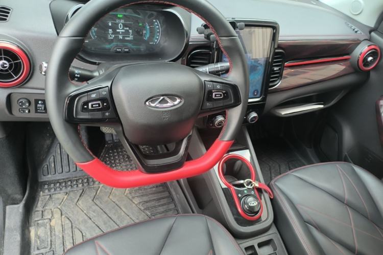 Used Chery QQ Little Ant 2022 Sweet Pink Edition Half-Sugar Version Lithium Iron Phosphate 29.2 kWh 30 kW 301 km Center Console