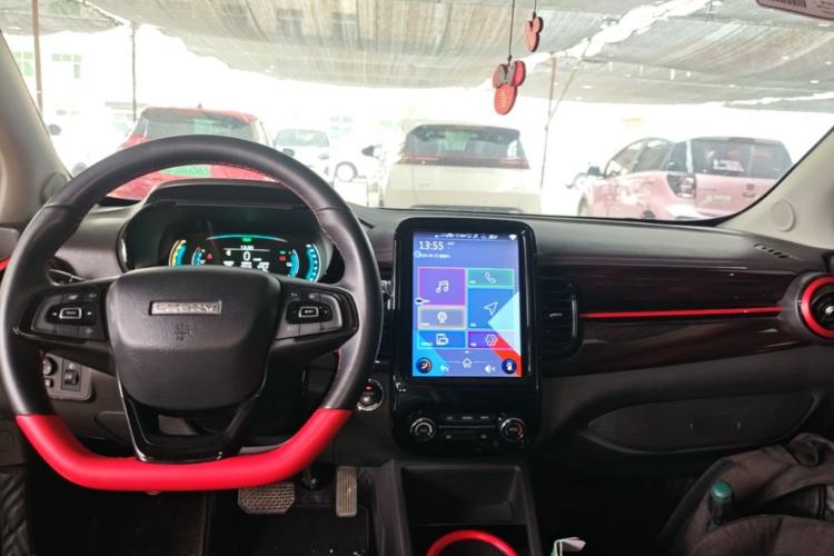 Used Chery QQ Little Ant 2022 Sweet Pink Edition Full-Sugar Version Lithium Iron Phosphate 30 kW 301 km Center Console