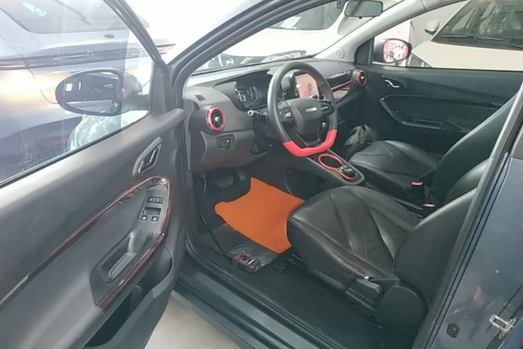 Used Chery QQ Little Ant 2022 Sweet Pink Edition Half-Sugar Version 3-Cell Lithium 30kW 301km Driver Seat