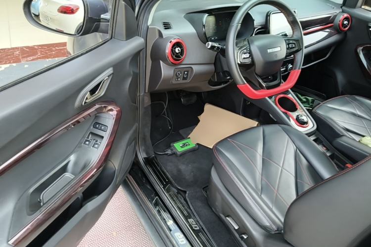 Used Chery QQ Little Ant 2022 Updated Version Sweet Pink Edition Full-Sugar Version 30.6 kWh 30 kW 301 km Driver Seat