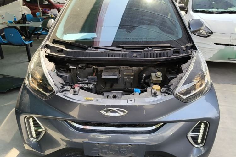 Used Chery QQ Little Ant 2022 Sweet Pink Edition Half-Sugar Version Lithium Iron Phosphate 29.2 kWh 30 kW 301 km Engine Bay