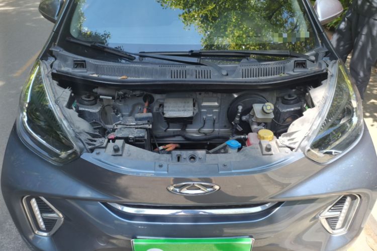 Used Chery QQ Little Ant 2022 Restyled Version Sweet Pink Edition Half-Sugar Version 28.8 kWh 30 kW 301 km Engine Bay