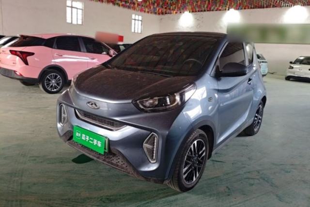 Used Chery QQ Little Ant 2022 Revised Version Sweet Pink Edition Half-Sugar Version Lithium Iron Phosphate 30.7 kWh 30 kW 301 km
