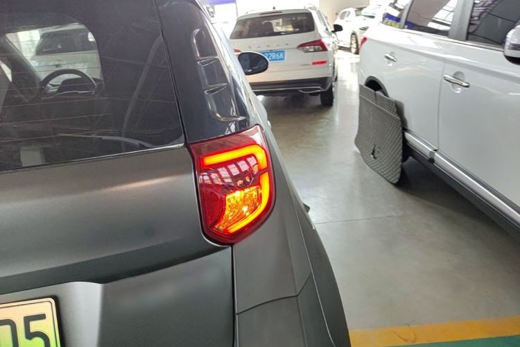 Used Chery QQ Little Ant 2022 Sweet Pink Edition Half-Sugar Version 3-Cell Lithium 30kW 301km Exterior 3