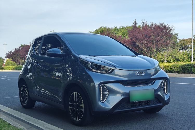 Used Chery QQ Little Ant 2022 Revised Version Sweet Pink Edition Half-Sugar Version Lithium Iron Phosphate 30.7 kWh 30 kW 301 km Exterior 3