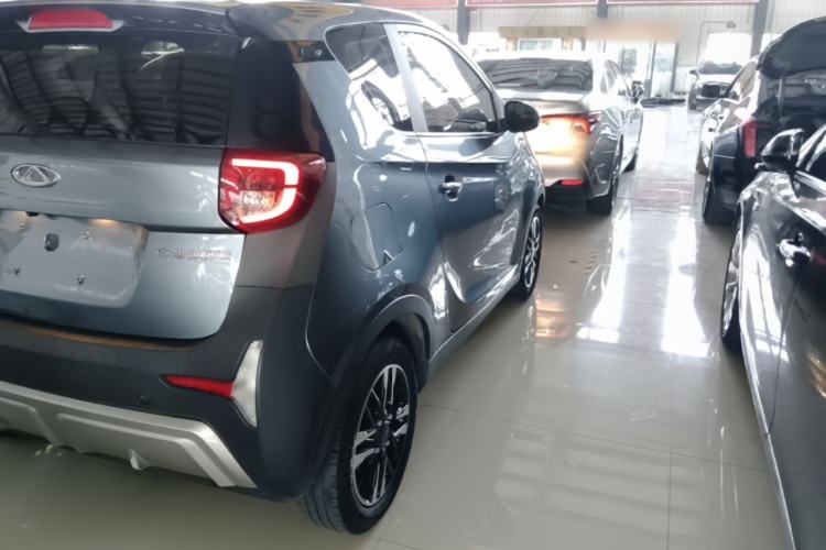 Used Chery QQ Little Ant 2022 Restyled Version Sweet Pink Edition Half-Sugar Version 30.6 kWh 30 kW 301 km Exterior 3