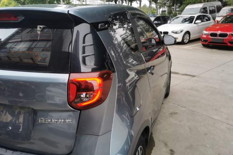 Used Chery QQ Little Ant 2022 Sweet Pink Edition Half-Sugar Version Lithium Iron Phosphate 30 kW 301 km Exterior 3