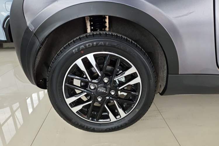 Used Chery QQ Little Ant 2022 Sweet Pink Edition Half-Sugar Version Lithium Iron Phosphate 29.2 kWh 30 kW 301 km Exterior 5