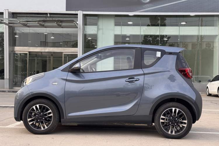 Used Chery QQ Little Ant 2022 Sweet Pink Edition Half-Sugar Version 3-Cell Lithium 30kW 301km Exterior 7