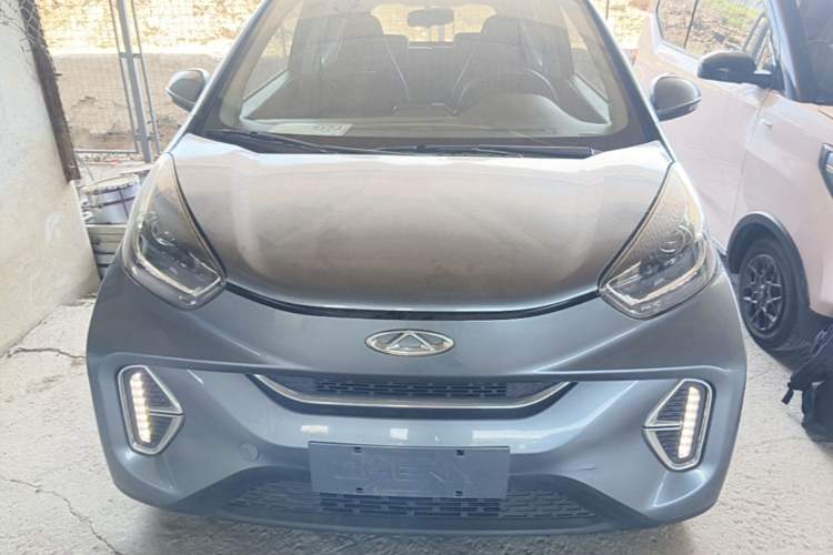 Used Chery QQ Little Ant 2022 Sweet Pink Edition Half-Sugar Version Lithium Iron Phosphate 30 kW 301 km Front