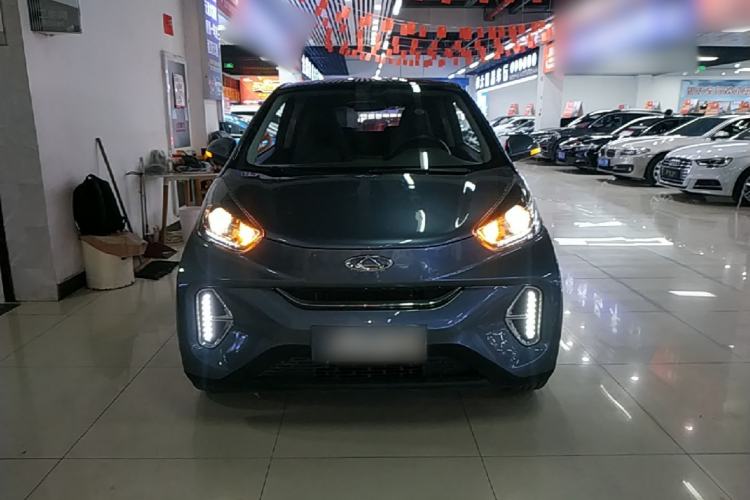 Used Chery QQ Little Ant 2022 Restyled Version Sweet Pink Edition Half-Sugar Version 28.8 kWh 30 kW 301 km Front