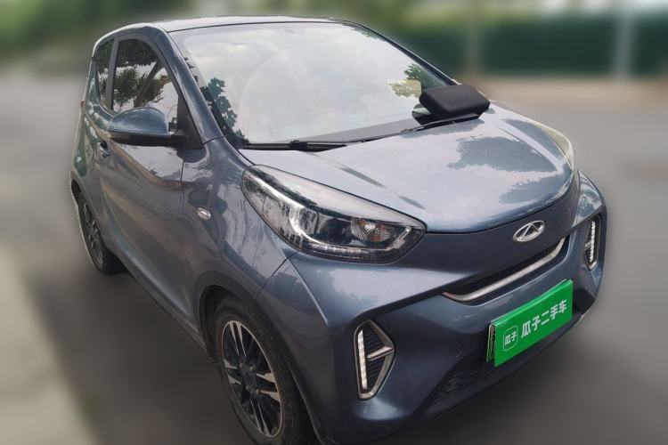 Used Chery QQ Little Ant 2022 Restyled Version Sweet Pink Edition Half-Sugar Version 30.6 kWh 30 kW 301 km Front Right 45 Deg