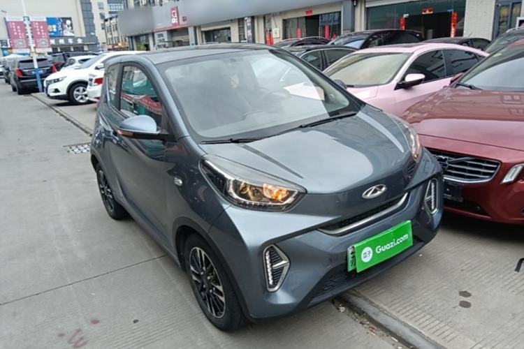 Used Chery QQ Little Ant 2022 Sweet Pink Edition Full Sugar Version Lithium Iron Phosphate 29.2 kWh 30 kW 301 km Front Right 45 Deg