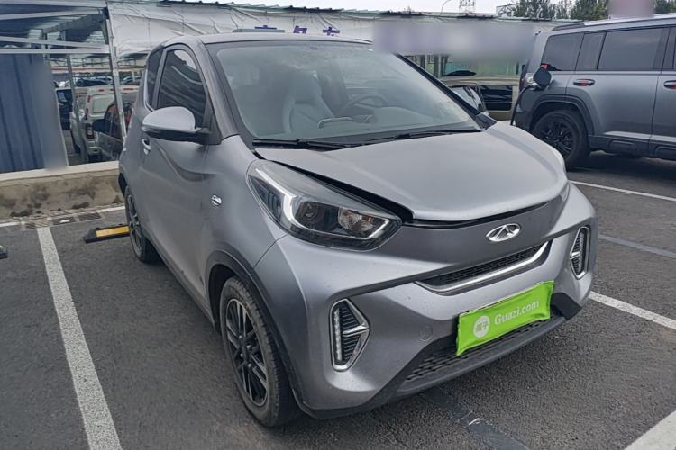 Used Chery QQ Little Ant 2022 Restyled Version Sweet Pink Edition Half-Sugar Version 30.6 kWh 30 kW 301 km Front Right 45 Deg