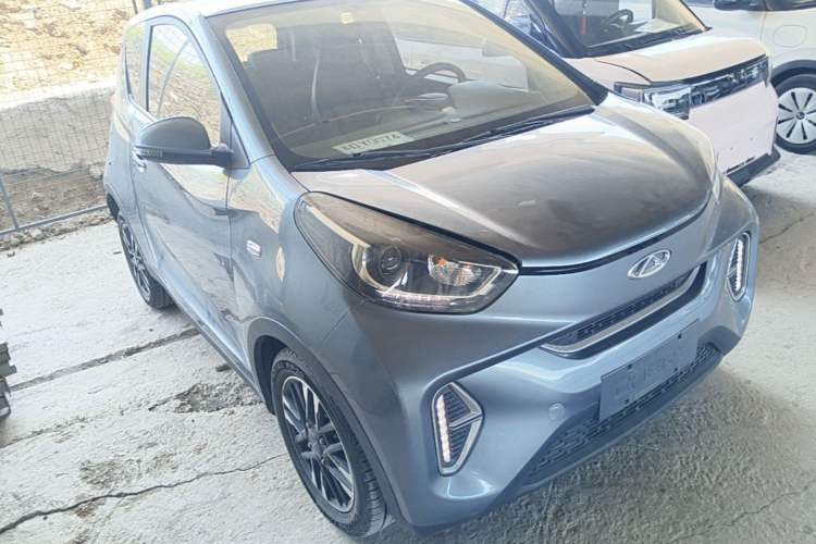 Used Chery QQ Little Ant 2022 Sweet Pink Edition Half-Sugar Version Lithium Iron Phosphate 30 kW 301 km Front Right 45 Deg
