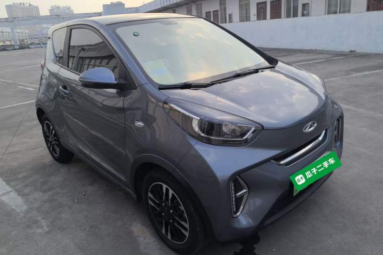 Used Chery QQ Little Ant 2022 Sweet Pink Edition Half-Sugar Version Lithium Iron Phosphate 29.2 kWh 30 kW 301 km Front Right 45 Deg
