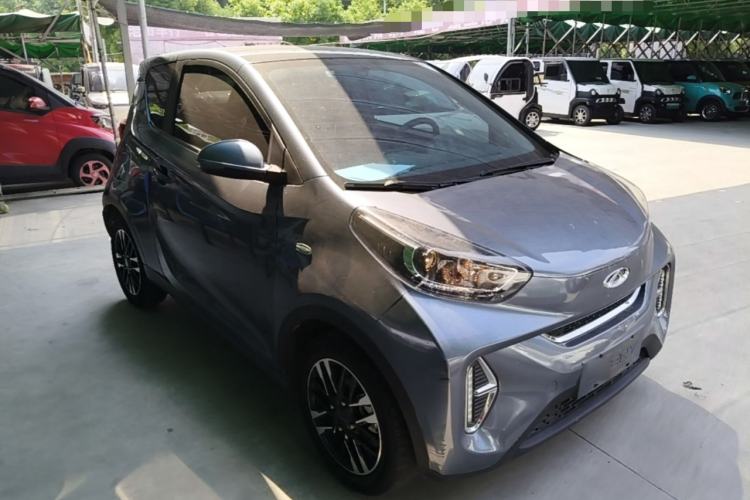 Used Chery QQ Little Ant 2022 Sweet Pink Edition Half-Sugar Version Lithium Iron Phosphate 29.2 kWh 30 kW 301 km Front Right 45 Deg