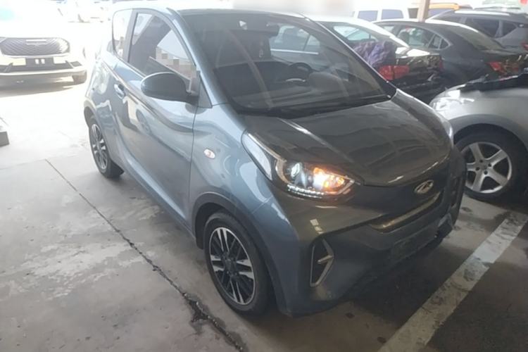 Used Chery QQ Little Ant 2022 Sweet Pink Edition Low-Sugar Version 30kW 301km Range Front Right 45 Deg