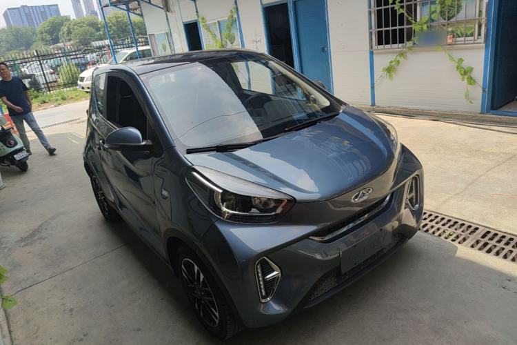 Used Chery QQ Little Ant 2022 Sweet Pink Edition Half-Sugar Version Lithium Iron Phosphate 30 kW 301 km Front Right 45 Deg