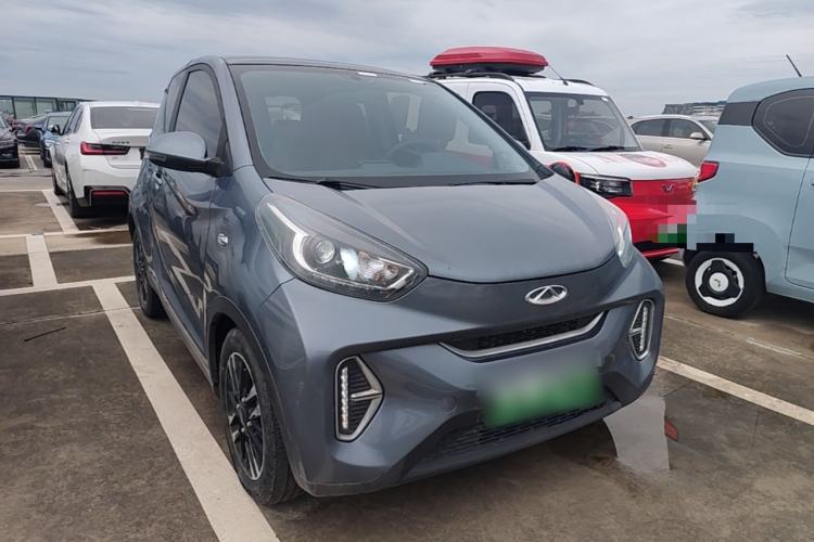 Used Chery QQ Little Ant 2022 Sweet Pink Edition Half-Sugar Version Lithium Iron Phosphate 30 kW 301 km Front Right 45 Deg