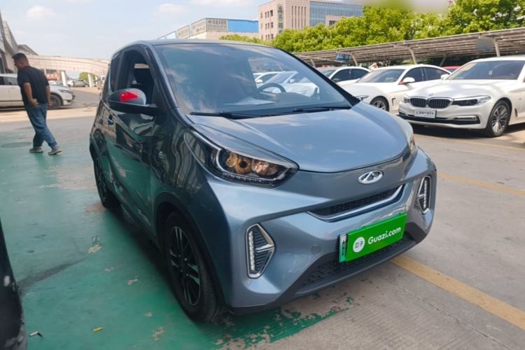 Used Chery QQ Little Ant 2022 Sweet Pink Edition Half-Sugar Version Lithium Iron Phosphate 30 kW 301 km Front Right 45 Deg