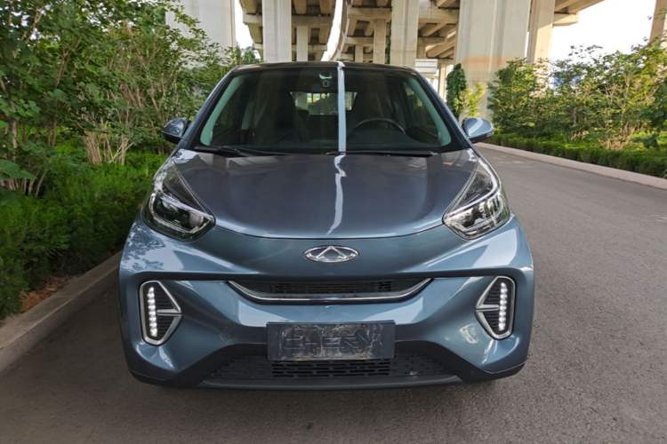 Used Chery QQ Little Ant 2022 Restyled Version Sweet Pink Edition Half-Sugar Version 28.8 kWh 30 kW 301 km Front