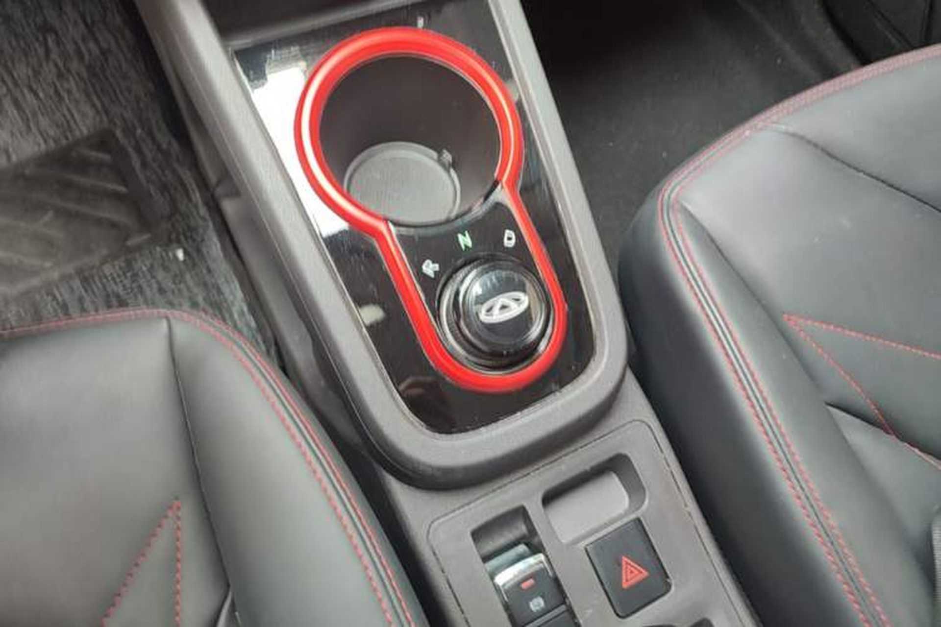 Used Chery QQ Little Ant 2022 Sweet Pink Edition Half-Sugar Version Lithium Iron Phosphate 30 kW 301 km Gear Lever