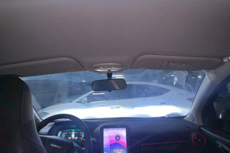 Used Chery QQ Little Ant 2022 Revised Version Sweet Pink Edition Half-Sugar Version Lithium Iron Phosphate 30.7 kWh 30 kW 301 km Headliner