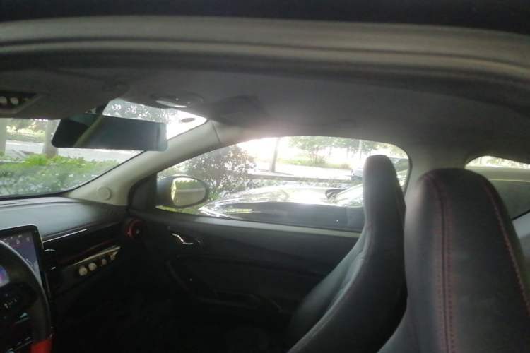 Used Chery QQ Little Ant 2022 Sweet Pink Edition Half-Sugar Version 3-Cell Lithium 30kW 301km Headliner