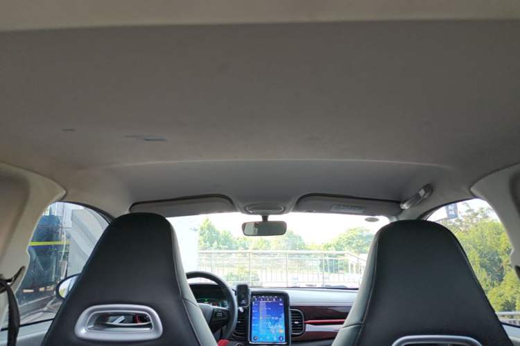 Used Chery QQ Little Ant 2022 Sweet Pink Edition Half-Sugar Version 3-Cell Lithium 30kW 301km Headliner